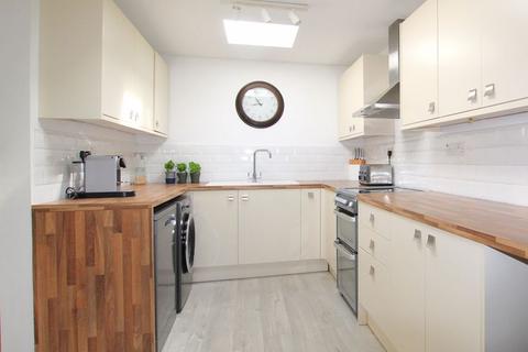 5 bedroom semi-detached house for sale, Sherrydon, Cranleigh