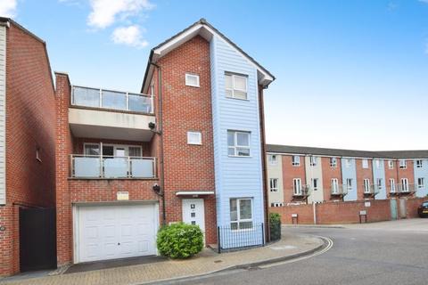 Chieftain Way, St Thomas, Exeter