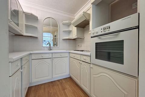 2 bedroom retirement property for sale, Penrhyn Avenue, Rhos on Sea