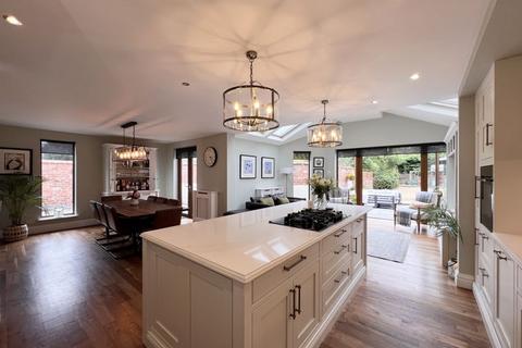 undefined, Golf Open 2026 - Carrs Crescent, Formby - Sleeps 10