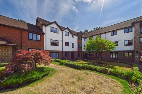 2 bedroom apartment for sale, The Avenue, Tadworth