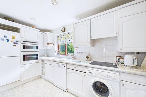 2 bedroom apartment for sale, The Avenue, Tadworth