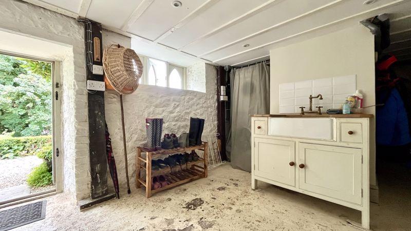 Utility Area/Store