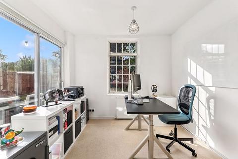 50 Longmead Road, Thames Ditton, KT7 0JF