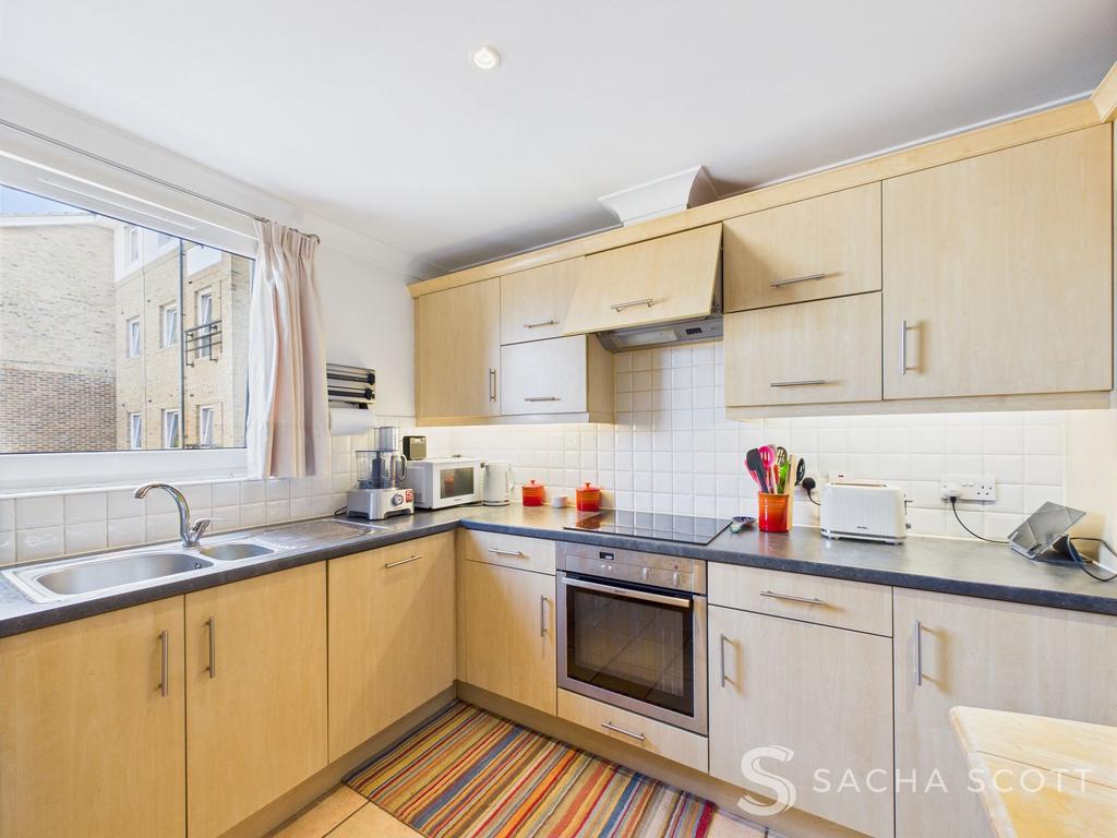 Kitchen / Breakfast Room