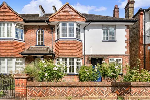 Flat 17, Windmill Court Windmill Road, London, W5 4DN