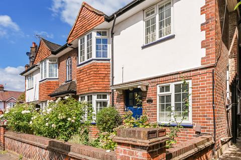 Flat 17, Windmill Court Windmill Road, London, W5 4DN