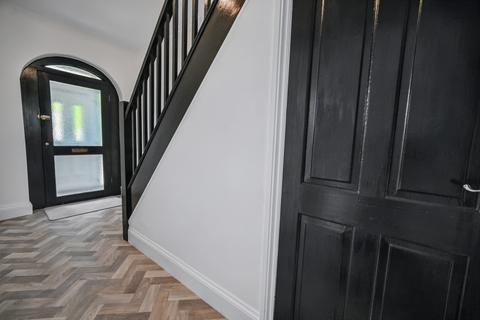 4 bedroom semi-detached house for sale, Blackburn Avenue, Wolverhampton WV6