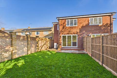 4 bedroom semi-detached house for sale, 73 Hardewick Place, St. Albans, AL2