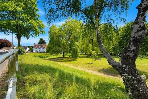 3 bedroom semi-detached house for sale, 73 Hardewick Place, St. Albans, AL2