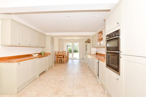 4 bedroom semi-detached house for sale, Palmbeach Avenue, Hythe CT21