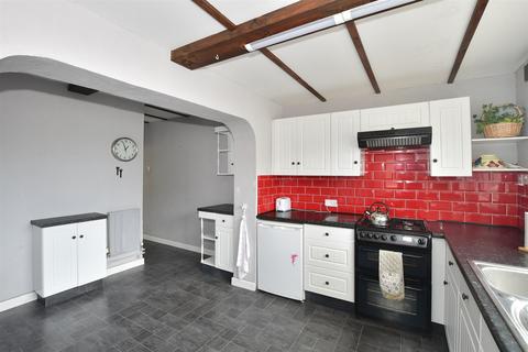 3 bedroom chalet for sale, Southdown Avenue, Peacehaven BN10