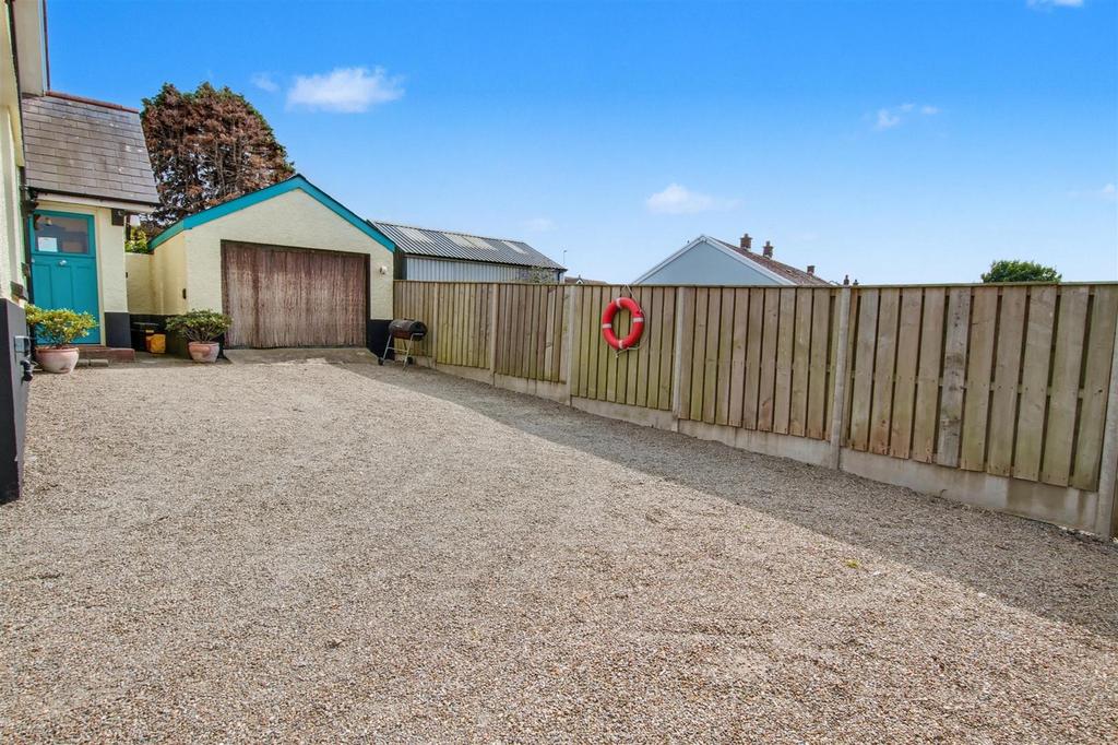 Back garden/parking