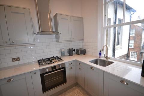 2 bedroom flat to rent, 2 Maderia Park, Tunbridge Wells, TN2 5SU