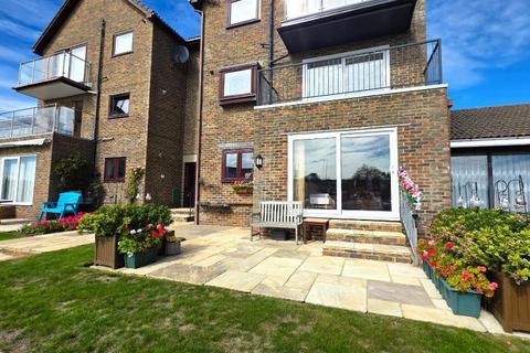 2 bedroom flat for sale, Latimer Road, St Helens, Isle of Wight, PO33 1YR