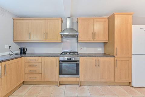 9 Morval Road, London, SW2 1DG