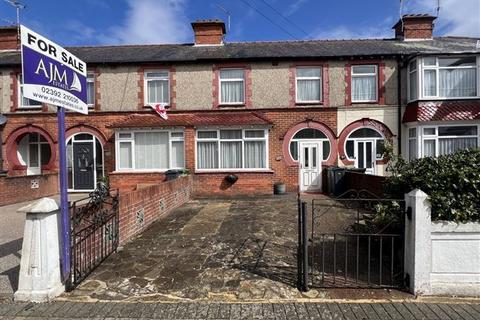 3 bedroom terraced house for sale, Chatsworth Avenue, Portsmouth PO6