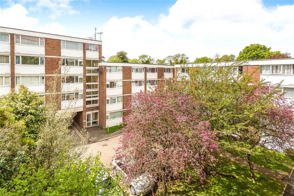 Bath Road, Reading, Berkshire 3 bed apartment for sale - £250,000