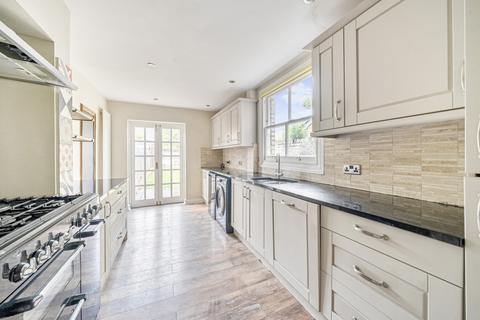3 Victor Road, Windsor, SL4 3JS