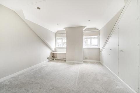 3 Victor Road, Windsor, SL4 3JS