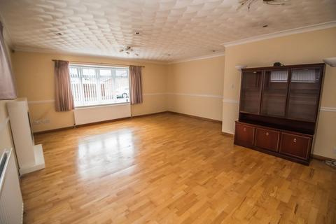 3 bedroom bungalow for sale, Kittiwake Drive, Ayton, Washington, NE38