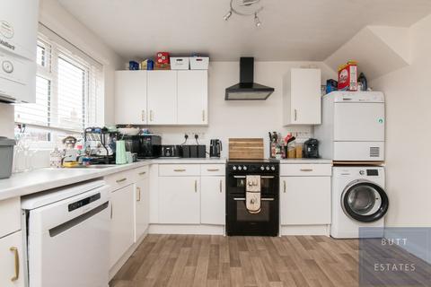 3 bedroom semi-detached house for sale, Chestnut Avenue, Exeter EX2