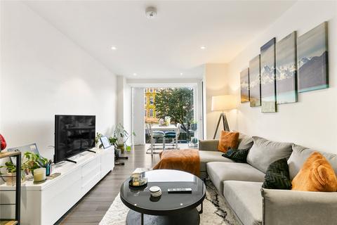 Broomhill Road, SW18
