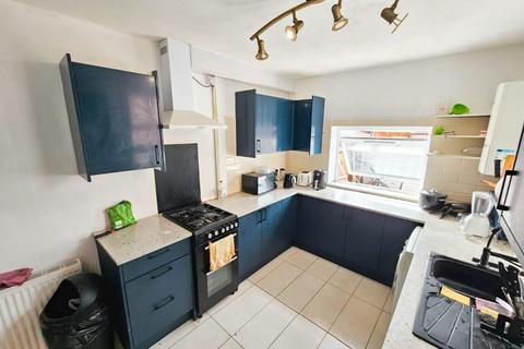 30 Albert Avenue, Manchester, M18 7JX