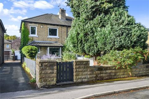 4 Back Lane, Farsley, Pudsey, LS28 5EU