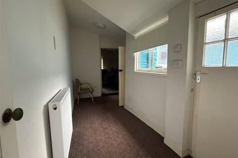 Terraced house for sale, Heol Maengwyn, Machynlleth, Powys, SY20