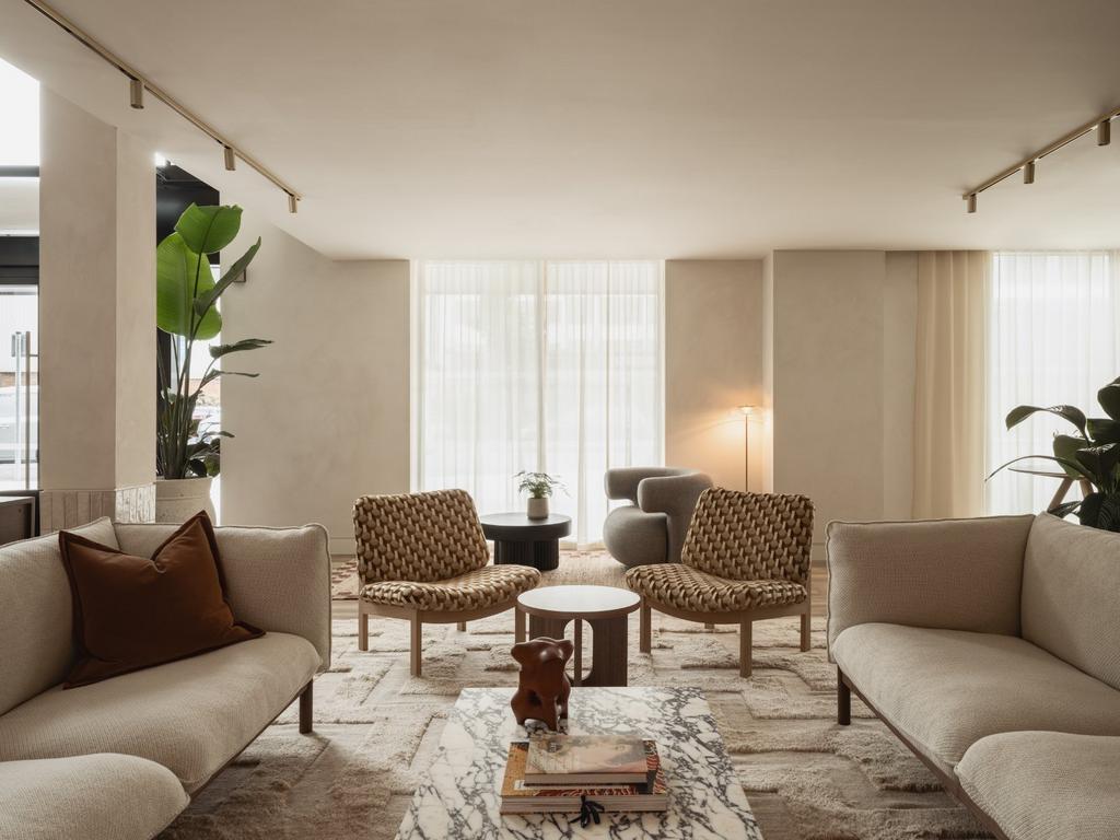Concierge and Lounge