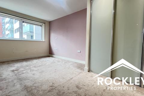 undefined, Basin Approach, London E16