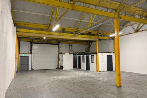 Distribution warehouse to rent, 321 Halley St Glasgow G13 4DJ
