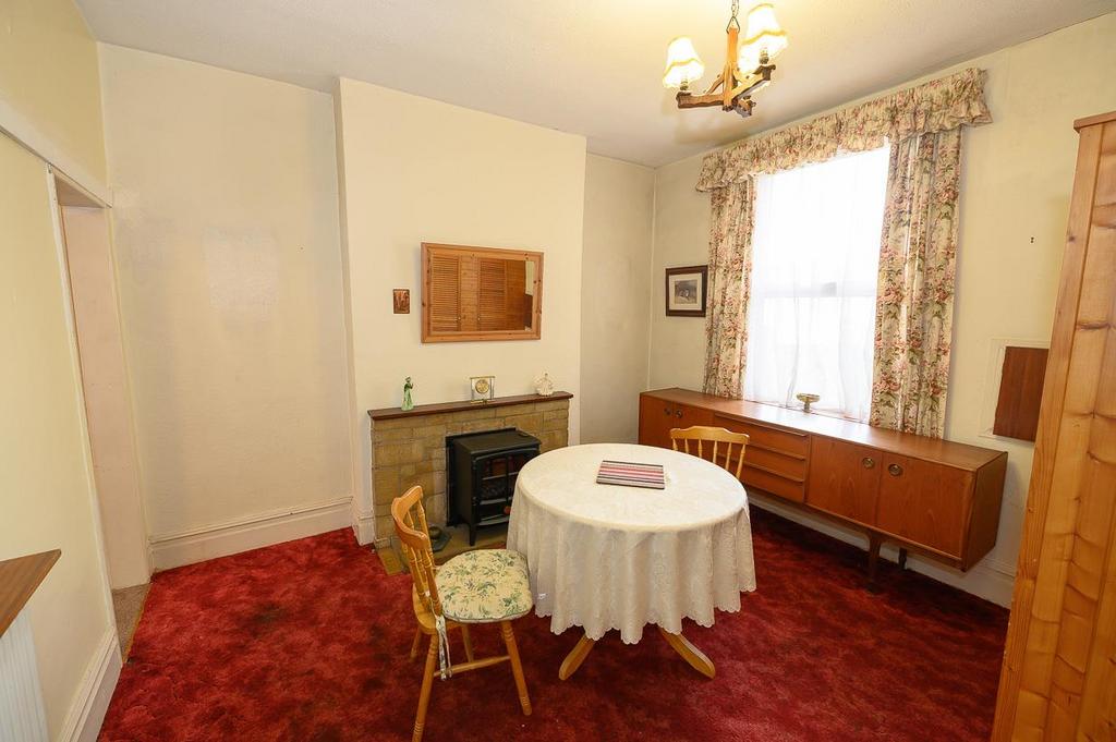 Dining room.jpg