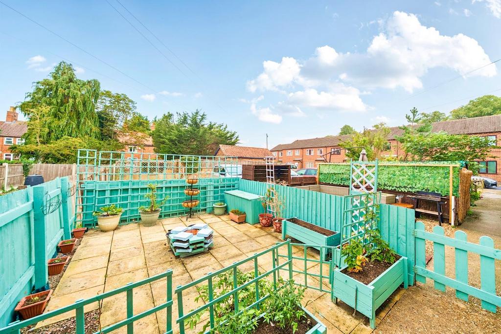 GARDEN.jpg