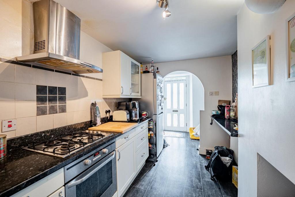 Flat 1 7 Mount Beacon BA1 5 QP-7.jpg