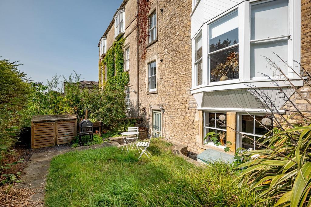 Private Front Garden.jpg