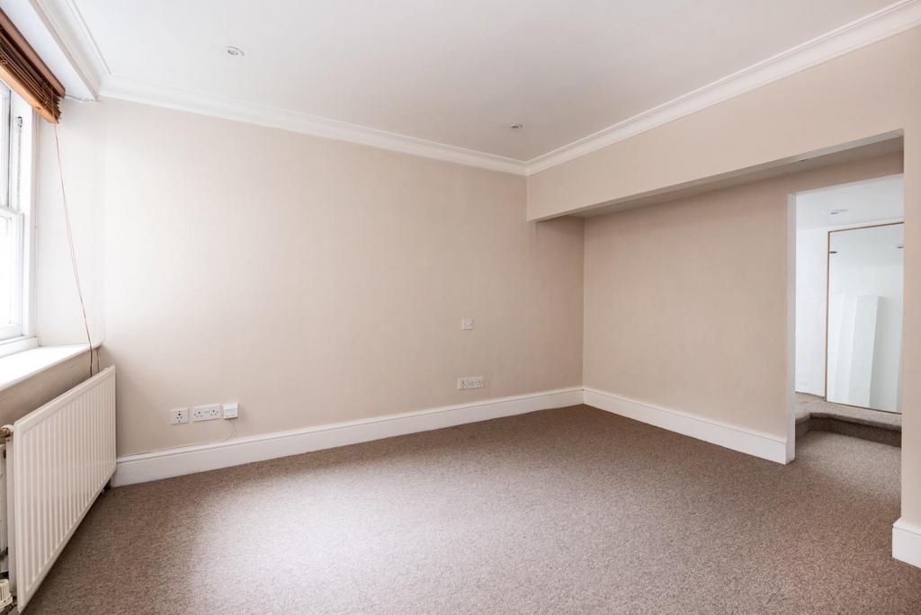 Bedroom One.jpg