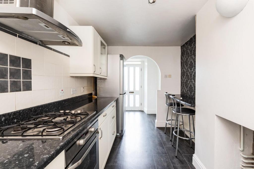 Kitchen II.jpg