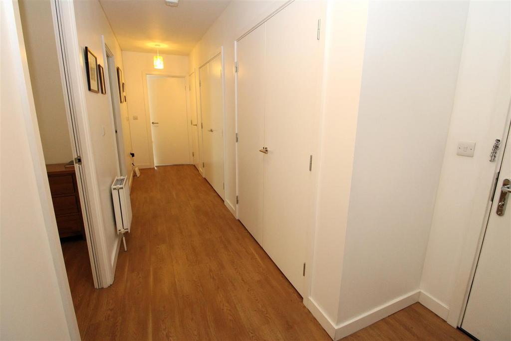 Hallway.JPG