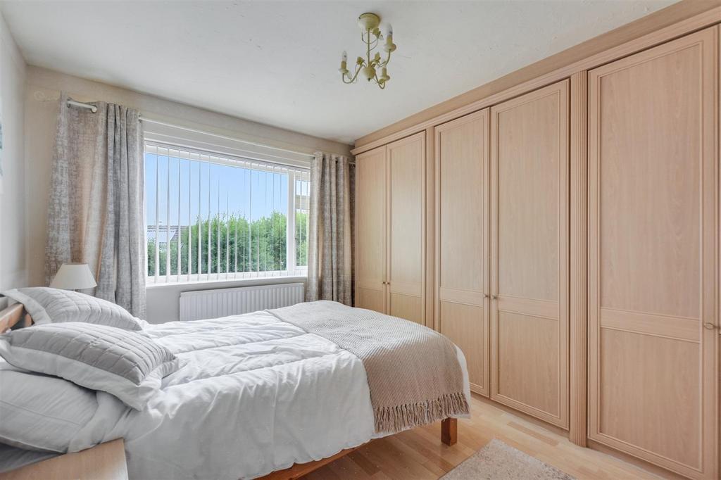 Bedroom 1 1.jpeg