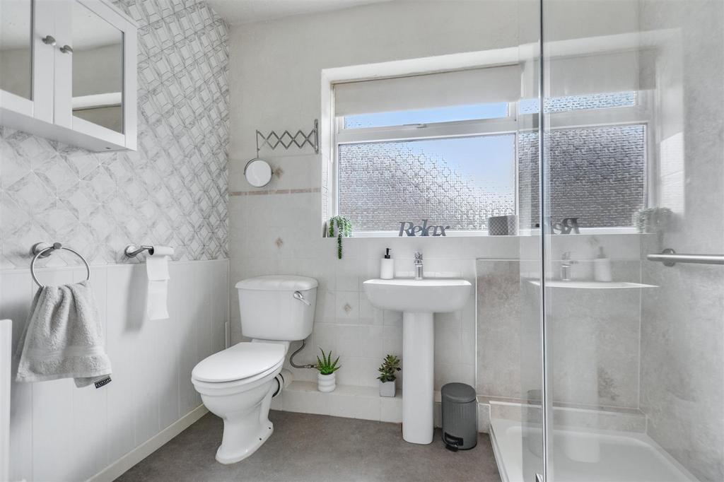 Bathroom.jpeg