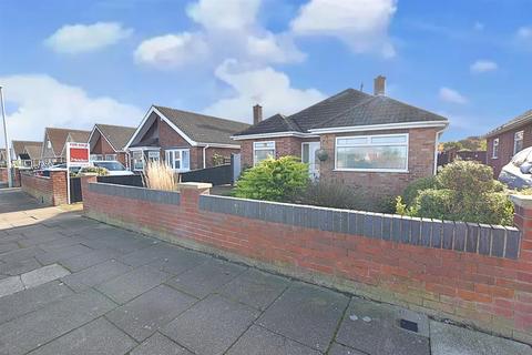 3 bedroom bungalow for sale, Seaford Road, Cleethorpes DN35