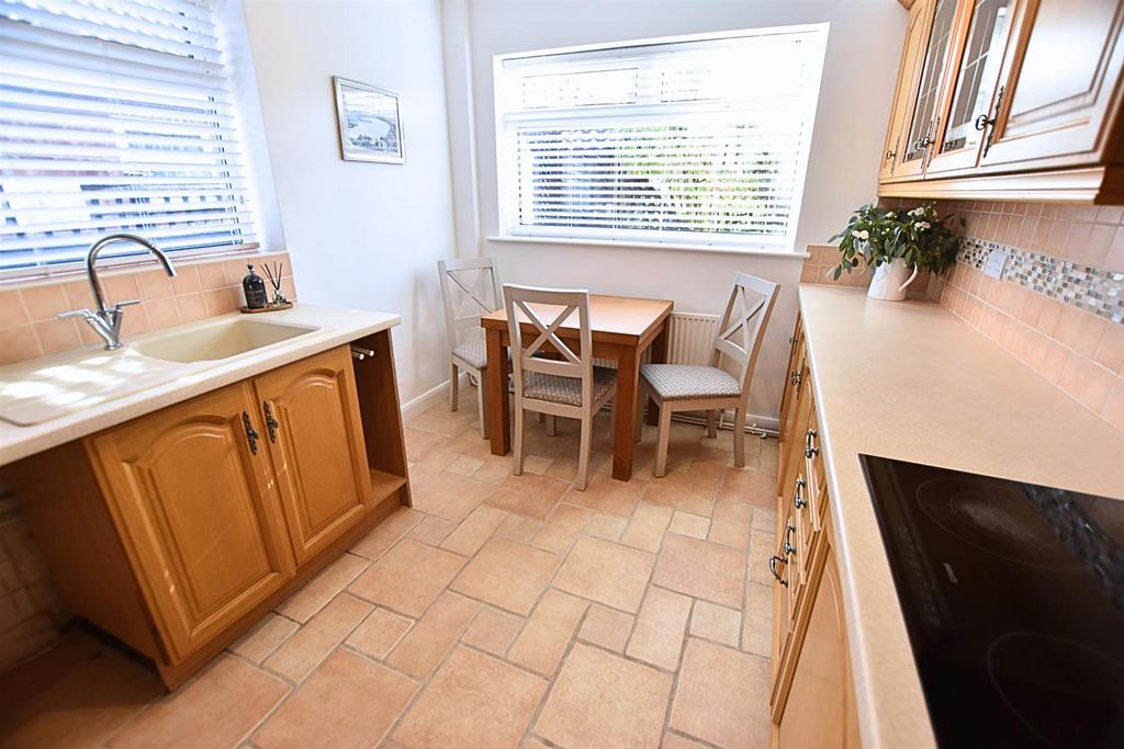 Kitchen diner