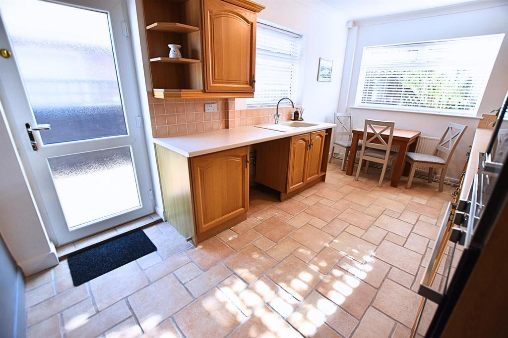 Kitchen diner