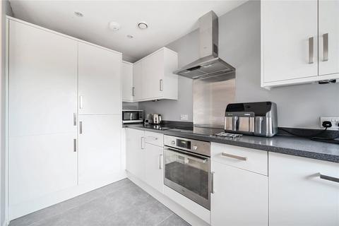 undefined, London Road, Bracknell RG42