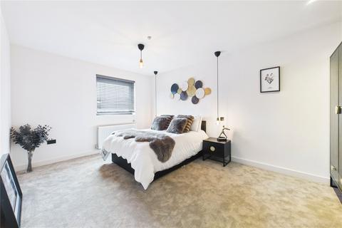 2 bedroom apartment for sale, London Road, East Grinstead RH19