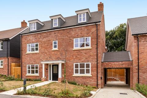 5 bedroom detached house for sale, Tenterfields, Essex CM6