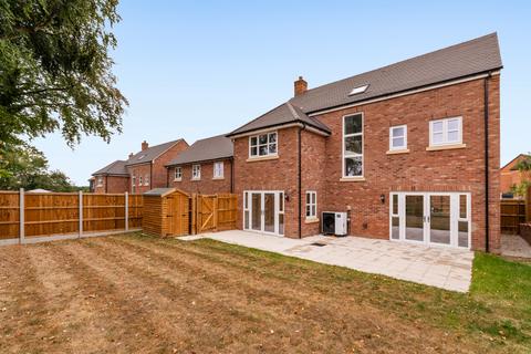 5 bedroom detached house for sale, Tenterfields, Essex CM6