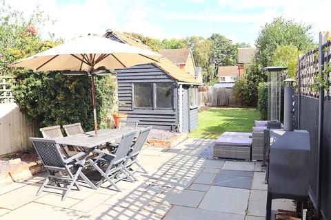 2 bedroom semi-detached house for sale,  Cove Road, FARNBOROUGH GU14